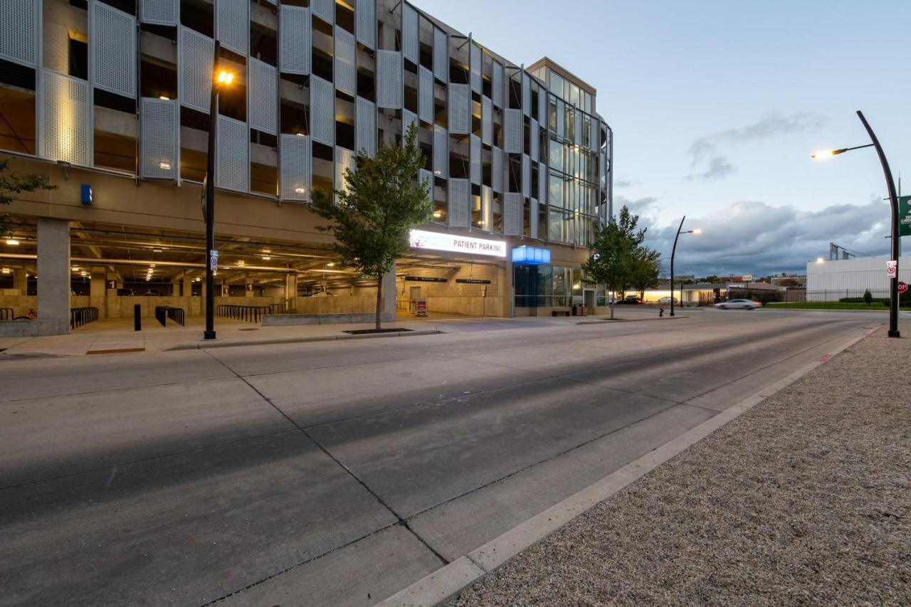 Flexhome Skywalk To Fiserv 1Br Apt U5 Milwaukee Exterior photo